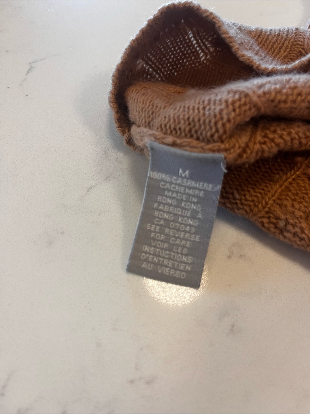 Deane & White đŻ% Cashmere Cable Knit Turtleneck Sweater Womenâs -Size Medium-EUC - Picture 7 of 7